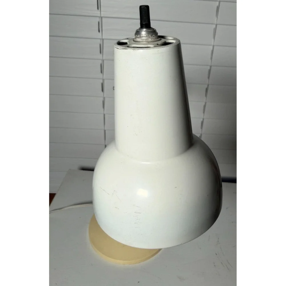 Vintage MCM LUXO Desk Lamp Industrial White w/ Base* TESTED Pixar